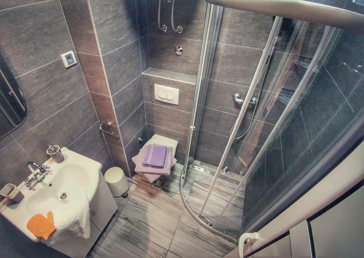Apartments Villa Pm كوتور المظهر الخارجي الصورة